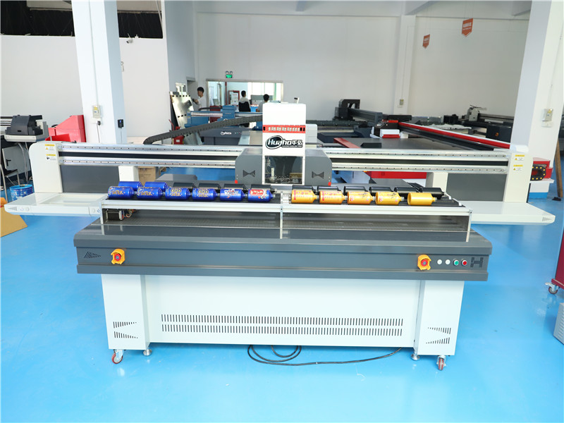 包裝瓶打印機(jī)-包裝瓶噴繪機(jī)(圖2) 包裝瓶打印機(jī)-包裝瓶噴繪機(jī)(圖2)