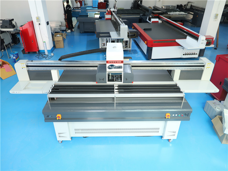 克拉瑪依uv圓柱打印機(jī)(圖1) 克拉瑪依uv圓柱打印機(jī)(圖1)